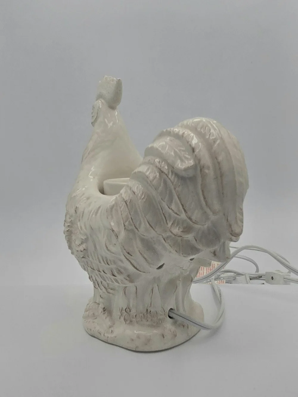 Scentsy White Ceramic Rooster Chanticleer Wax Warmer w/Original Box